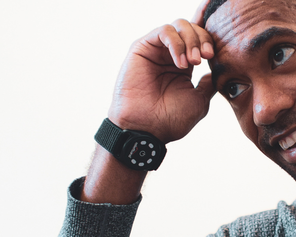 2. Reliefband Sport Anti-Nausea Wristband (1) Anti-Nausea Wristband for Motion Sickness Control